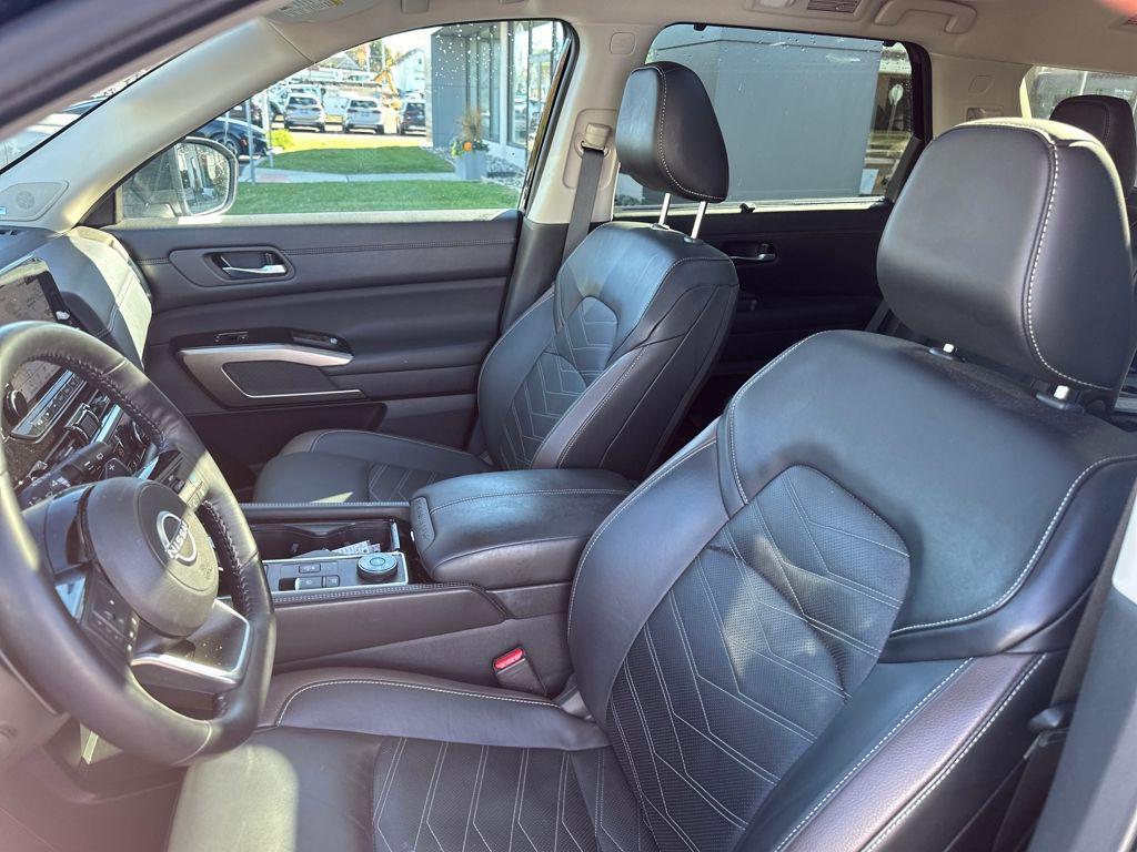 used 2024 Nissan Pathfinder car, priced at $39,989