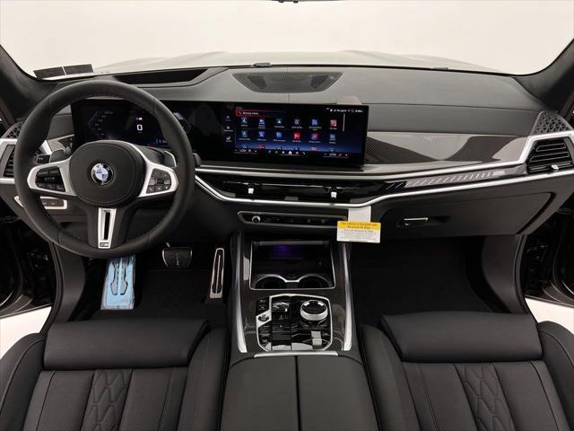 new 2025 BMW X7 car, priced at $121,225