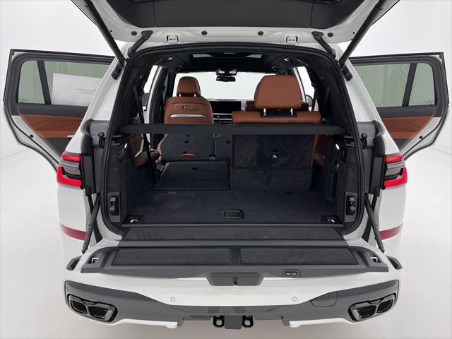 new 2025 BMW X7 car, priced at $120,375