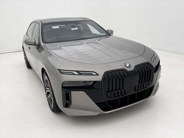 new 2024 BMW 760 car, priced at $135,795