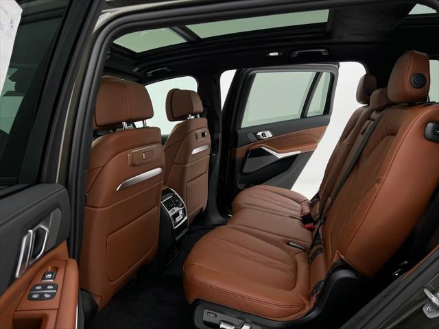 new 2026 BMW X7 car, priced at $96,025