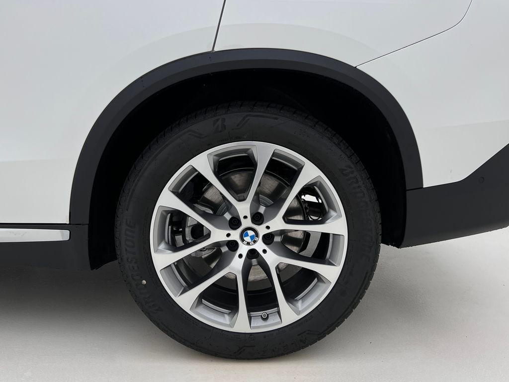 new 2026 BMW X5 car, priced at $76,975