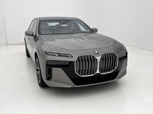 new 2024 BMW 760 car, priced at $124,275