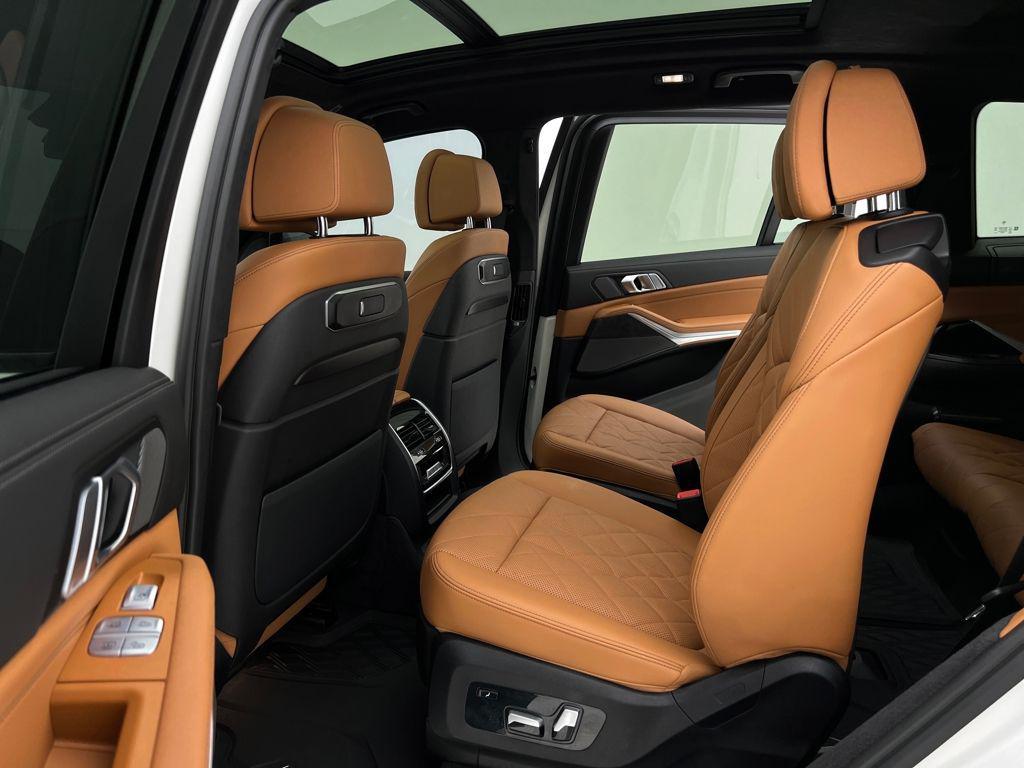 used 2023 BMW X7 car, priced at $76,989