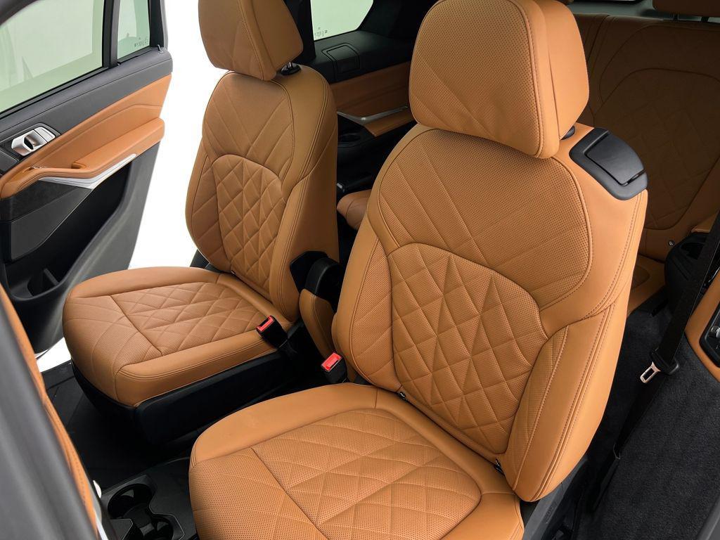 used 2023 BMW X7 car, priced at $76,989