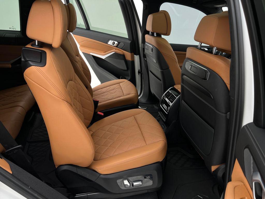 used 2023 BMW X7 car, priced at $76,989