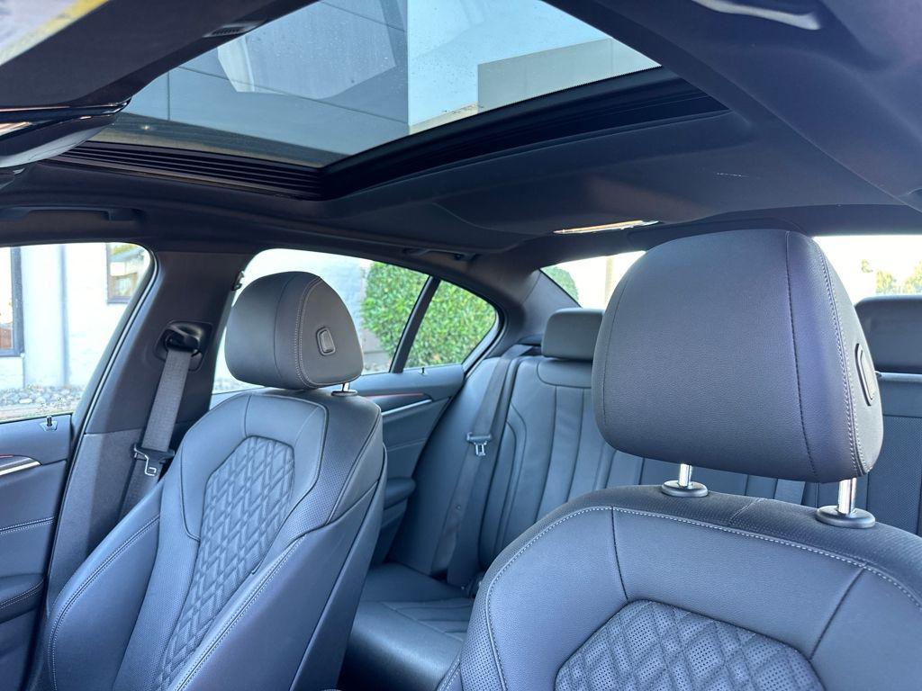 used 2023 BMW 540 car, priced at $52,989