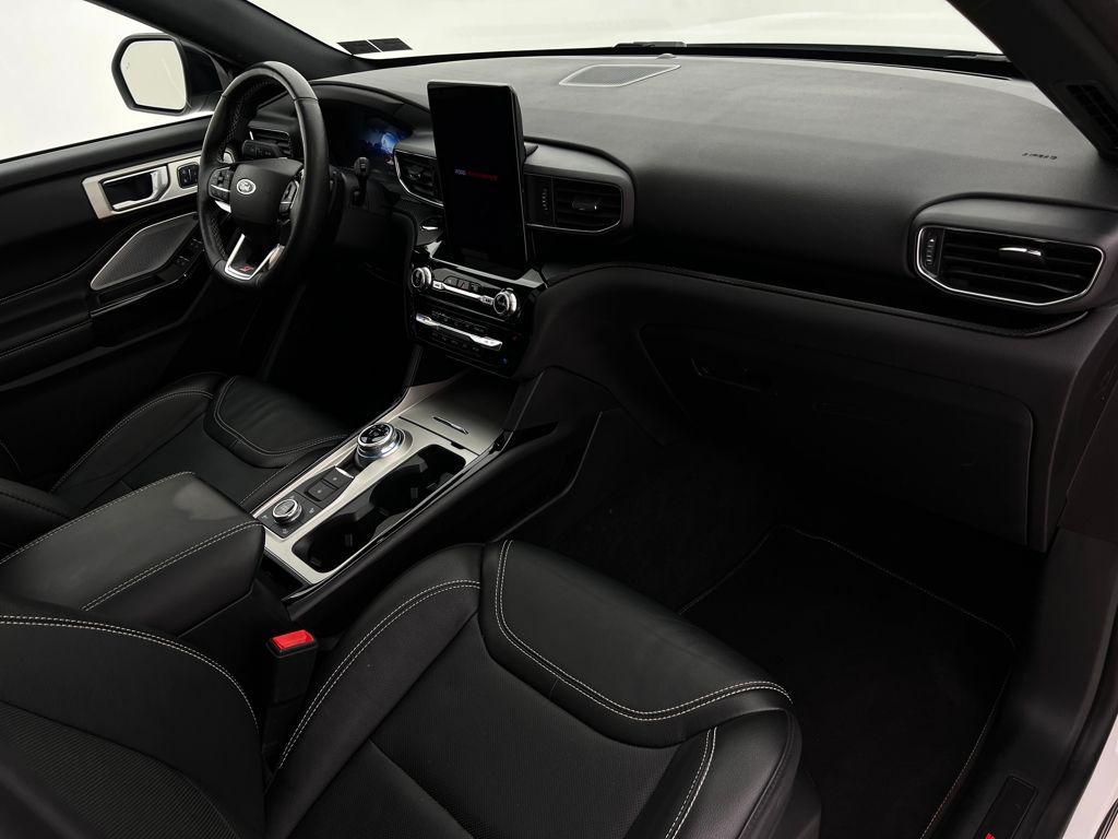 used 2022 Ford Explorer car, priced at $37,989