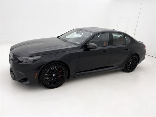 new 2025 BMW M5 car, priced at $133,675