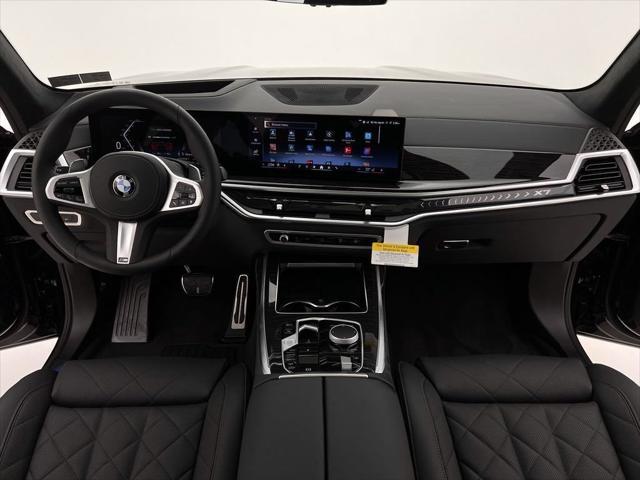 new 2025 BMW X7 car, priced at $95,775