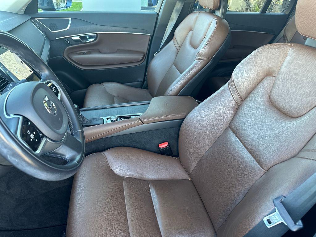 used 2020 Volvo XC90 car, priced at $29,989