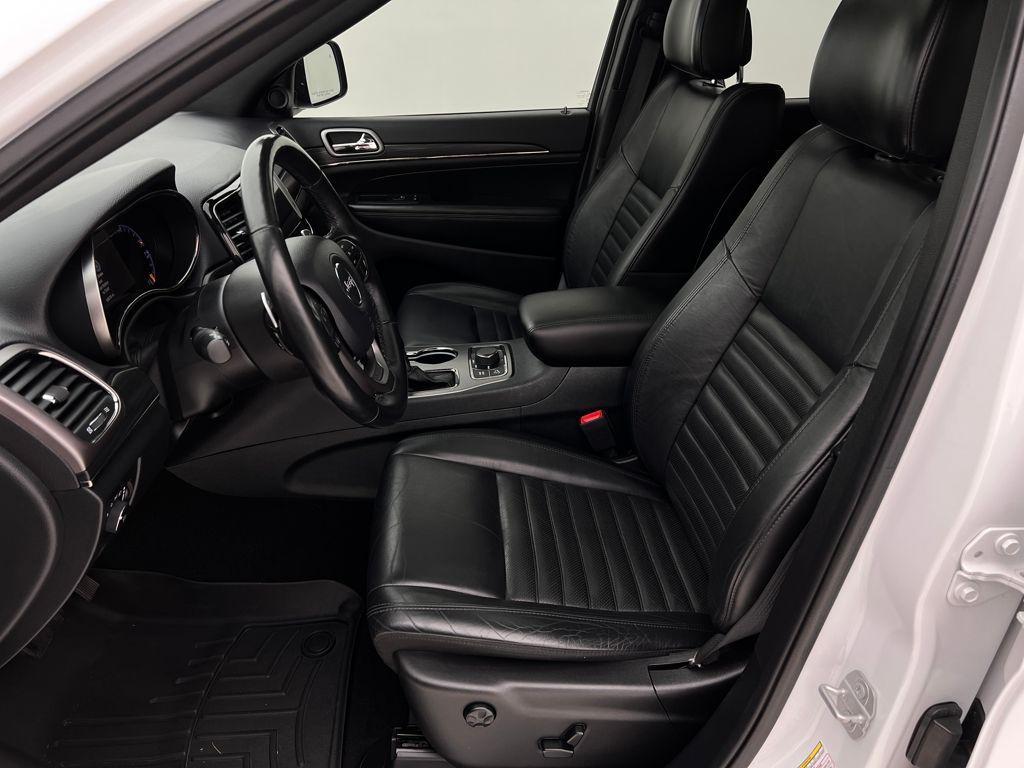 used 2020 Jeep Grand Cherokee car, priced at $24,989