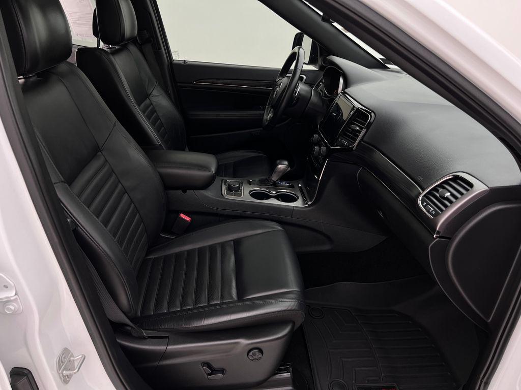 used 2020 Jeep Grand Cherokee car, priced at $24,989