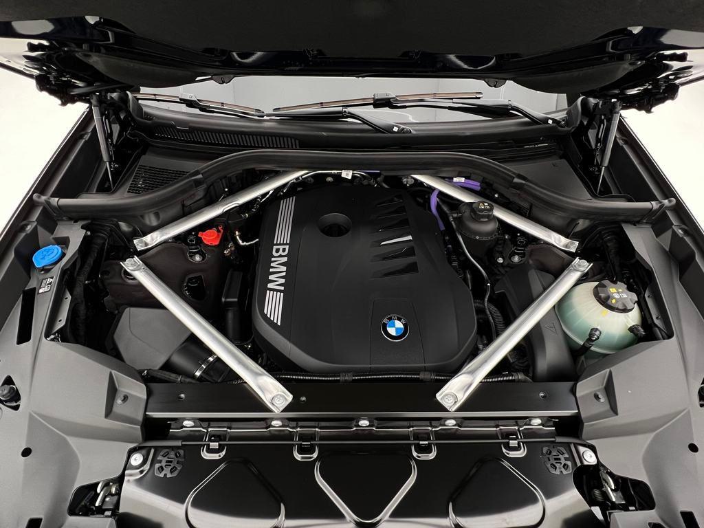 new 2026 BMW X7 car, priced at $97,665