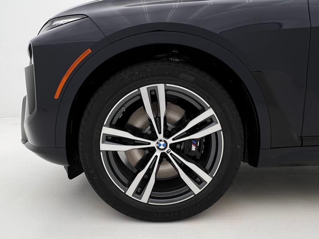new 2026 BMW X7 car, priced at $97,665