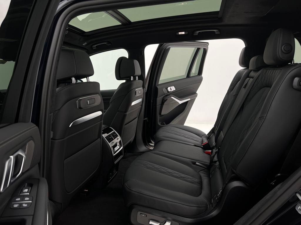new 2026 BMW X7 car, priced at $97,665