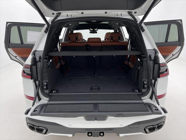 new 2025 BMW X7 car, priced at $116,200