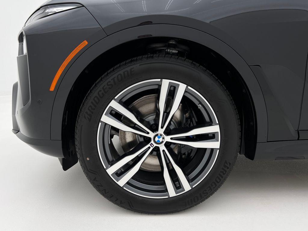 new 2026 BMW X7 car, priced at $120,165