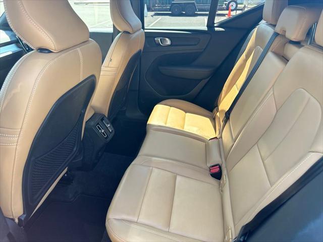 used 2019 Volvo XC40 car, priced at $20,989