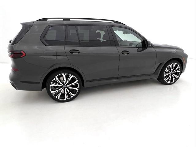 new 2025 BMW X7 car, priced at $124,725