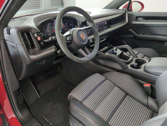 new 2025 Porsche Cayenne car, priced at $123,265
