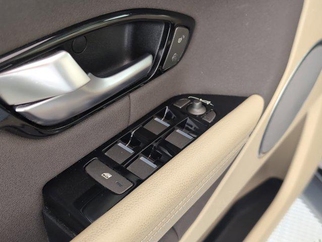 used 2017 Land Rover Range Rover Evoque car, priced at $13,999
