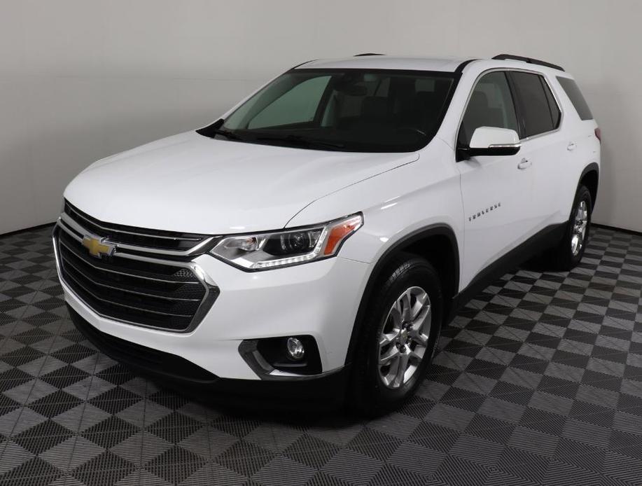 used 2020 Chevrolet Traverse car, priced at $27,498