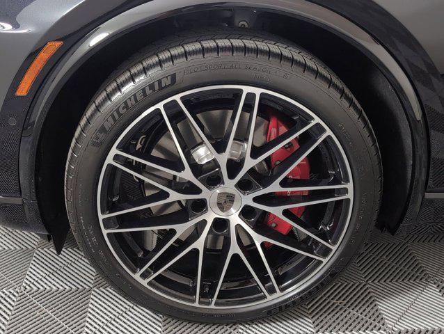new 2025 Porsche Macan car, priced at $123,695