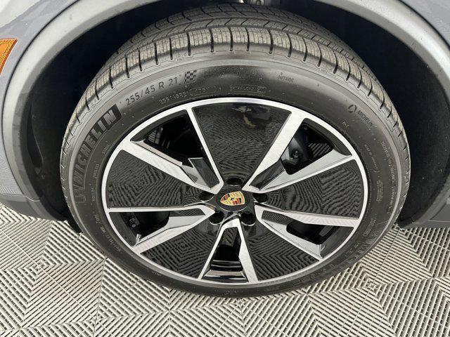 used 2025 Porsche Macan car, priced at $100,005