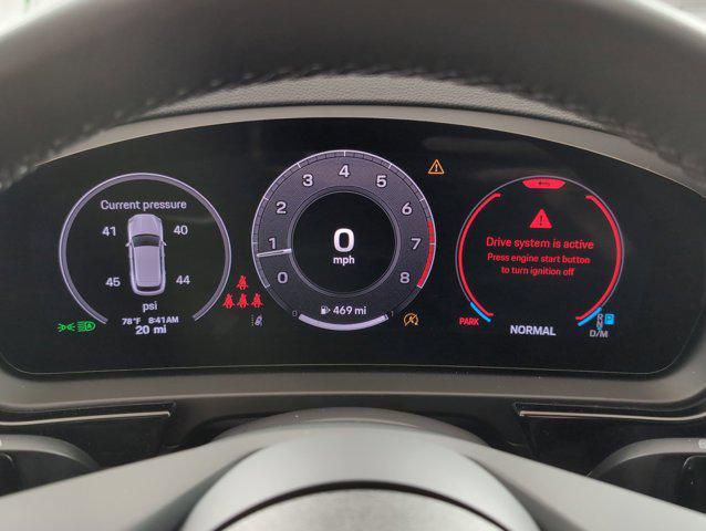 new 2025 Porsche Cayenne car, priced at $105,985