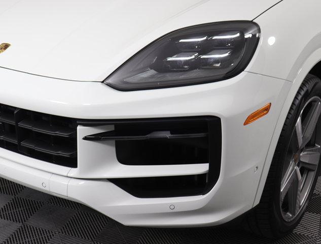 used 2025 Porsche Cayenne car, priced at $106,085