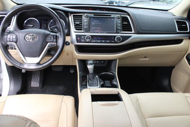 used 2017 Toyota Highlander car, priced at $21,499