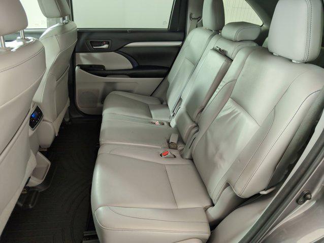 used 2015 Toyota Highlander car, priced at $18,499