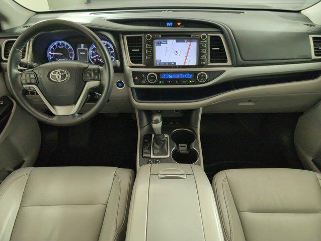 used 2015 Toyota Highlander car, priced at $18,499