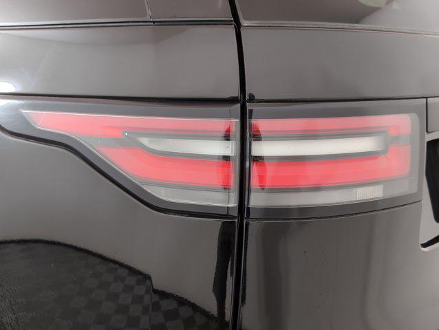 used 2018 Land Rover Discovery car, priced at $16,007