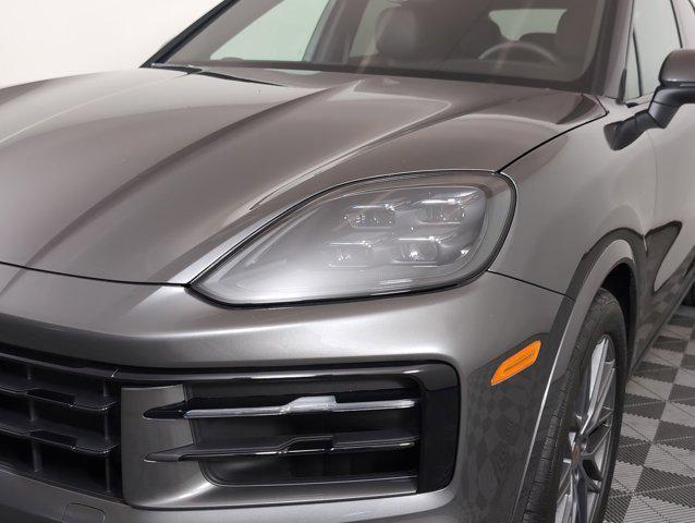 new 2025 Porsche Cayenne car, priced at $114,395