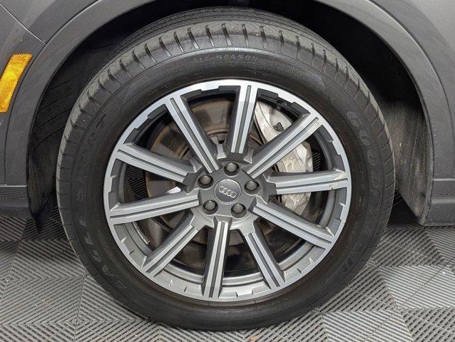 used 2018 Audi Q7 car, priced at $20,807