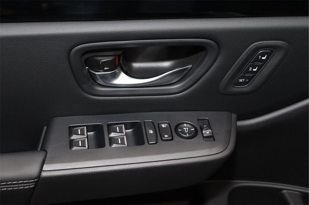 new 2025 Honda Pilot car, priced at $49,197