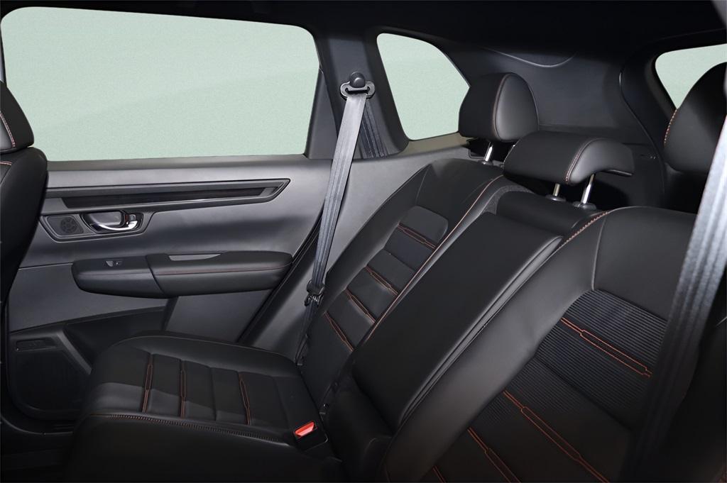 new 2026 Honda CR-V Hybrid car, priced at $40,396