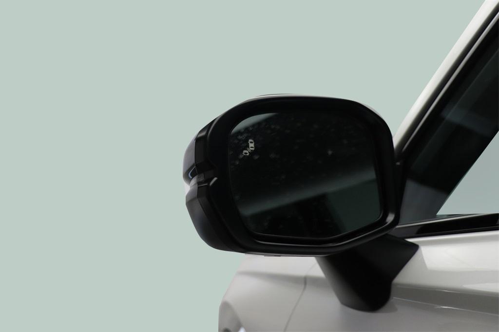 new 2026 Honda CR-V Hybrid car, priced at $40,396