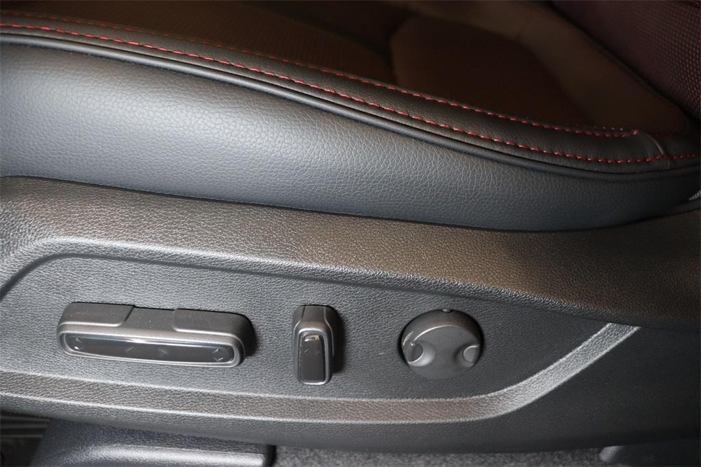 new 2025 Honda Pilot car, priced at $54,735