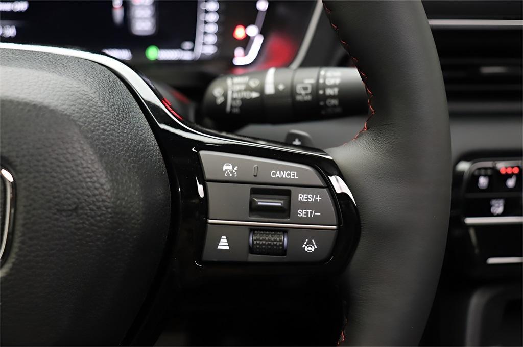 new 2025 Honda Pilot car, priced at $53,735