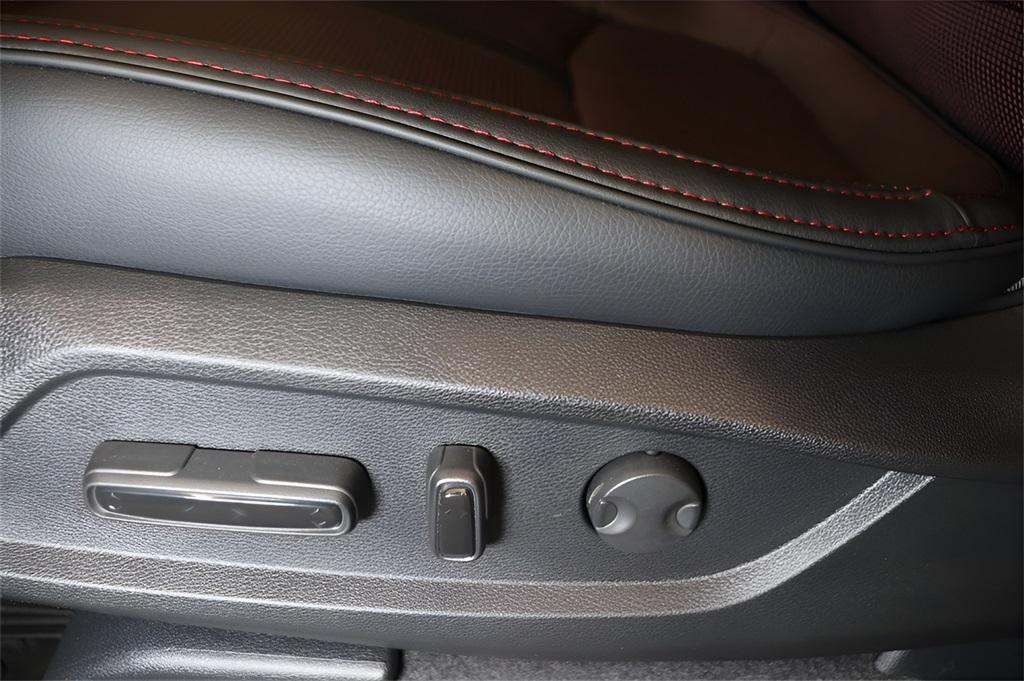 new 2025 Honda Pilot car, priced at $53,735
