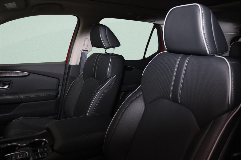 new 2025 Honda Pilot car, priced at $52,030