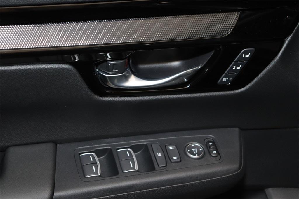 new 2025 Honda CR-V Hybrid car, priced at $41,200