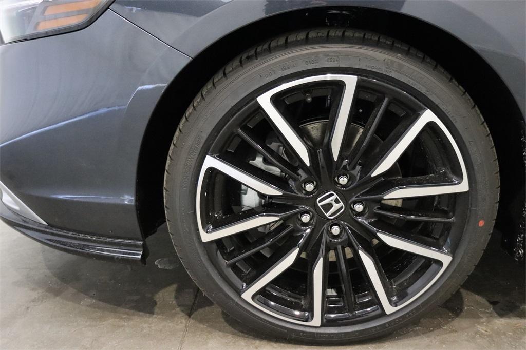 new 2025 Honda Accord Hybrid car, priced at $39,450