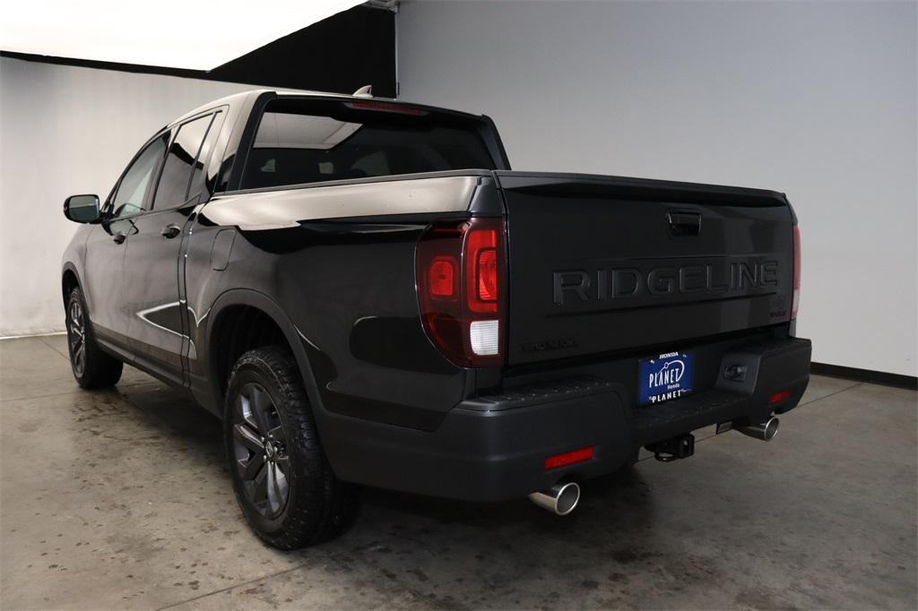 new 2025 Honda Ridgeline car, priced at $40,271