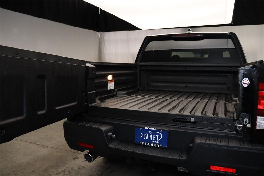 new 2025 Honda Ridgeline car, priced at $40,271