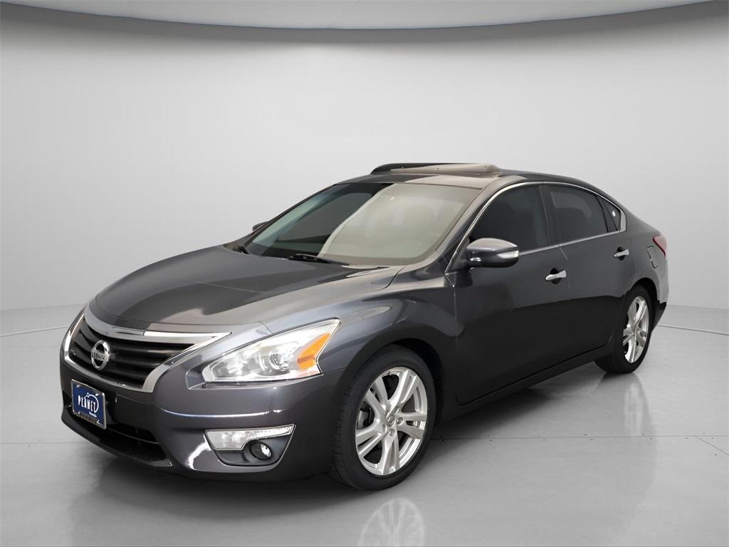 used 2013 Nissan Altima car, priced at $8,500