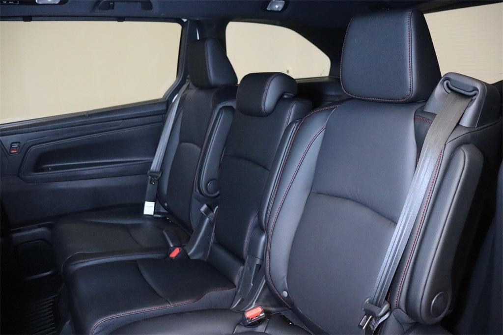 new 2025 Honda Odyssey car, priced at $42,965